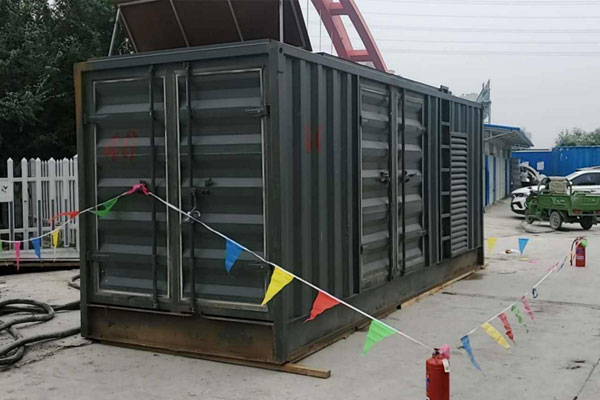 临颍发电机租赁空气滤清器多久更换一次？